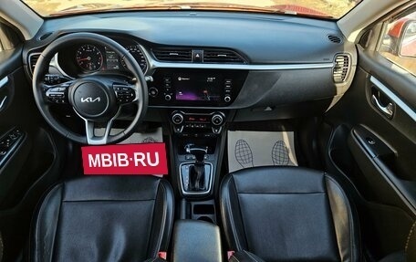 KIA Rio IV, 2021 год, 1 370 000 рублей, 8 фотография