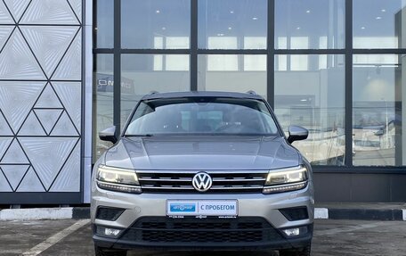 Volkswagen Tiguan II, 2020 год, 2 849 000 рублей, 2 фотография