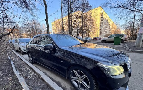 Mercedes-Benz E-Класс, 2015 год, 1 900 000 рублей, 2 фотография