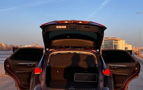 Lexus NX I, 2019 год, 3 800 000 рублей, 10 фотография