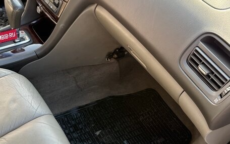 Nissan Maxima VIII, 2001 год, 430 000 рублей, 13 фотография