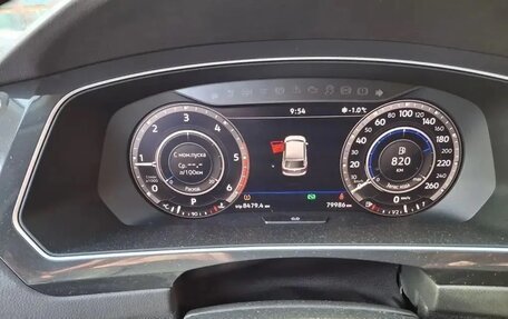 Volkswagen Tiguan II, 2018 год, 2 900 000 рублей, 9 фотография