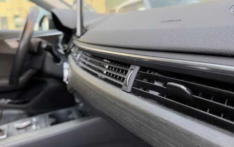 Audi A4, 2019 год, 2 700 000 рублей, 13 фотография