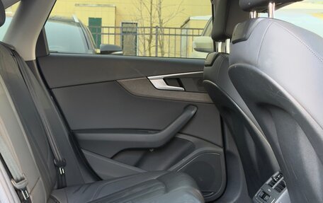 Audi A4, 2019 год, 2 700 000 рублей, 19 фотография