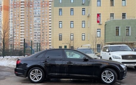 Audi A4, 2019 год, 2 700 000 рублей, 9 фотография