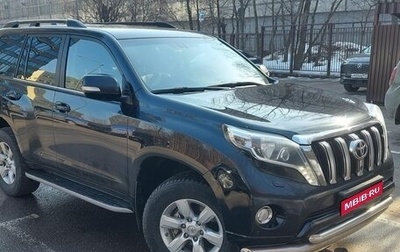 Toyota Land Cruiser Prado 150 рестайлинг 2, 2017 год, 4 950 000 рублей, 1 фотография