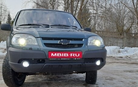 Chevrolet Niva I рестайлинг, 2011 год, 425 000 рублей, 1 фотография