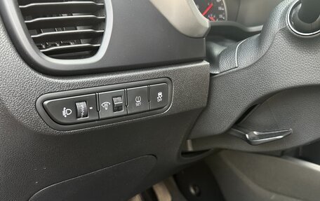 KIA Rio IV, 2022 год, 1 650 000 рублей, 17 фотография