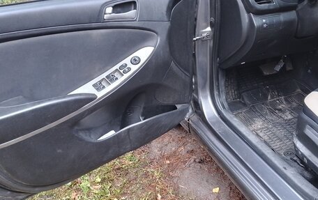 Hyundai Solaris II рестайлинг, 2016 год, 570 000 рублей, 9 фотография