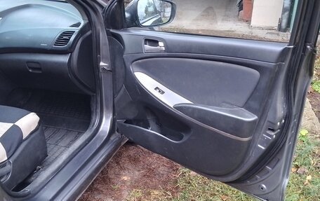 Hyundai Solaris II рестайлинг, 2016 год, 570 000 рублей, 6 фотография