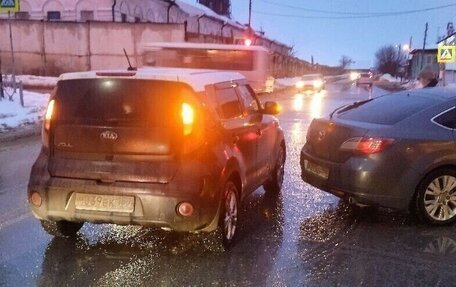 KIA Soul II рестайлинг, 2018 год, 1 650 000 рублей, 12 фотография