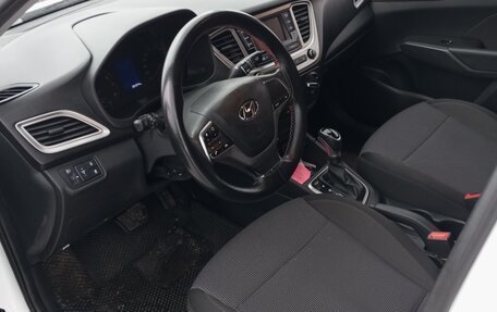 Hyundai Solaris II рестайлинг, 2021 год, 1 050 000 рублей, 7 фотография