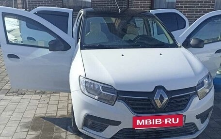 Renault Logan II, 2019 год, 650 000 рублей, 2 фотография