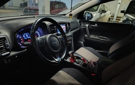 KIA Sportage IV рестайлинг, 2017 год, 1 950 000 рублей, 5 фотография