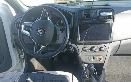 Renault Logan II, 2019 год, 650 000 рублей, 8 фотография