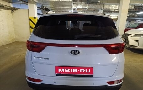 KIA Sportage IV рестайлинг, 2017 год, 1 950 000 рублей, 4 фотография