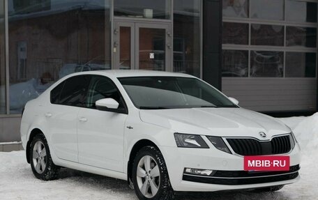 Skoda Octavia, 2018 год, 1 950 000 рублей, 3 фотография