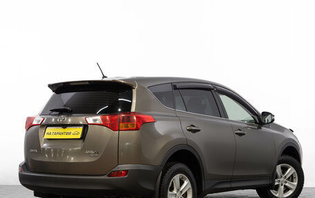 Toyota RAV4, 2013 год, 1 999 000 рублей, 5 фотография