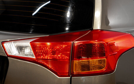 Toyota RAV4, 2013 год, 1 999 000 рублей, 10 фотография