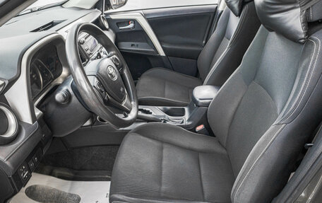 Toyota RAV4, 2013 год, 1 999 000 рублей, 12 фотография