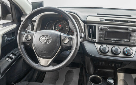 Toyota RAV4, 2013 год, 1 999 000 рублей, 18 фотография