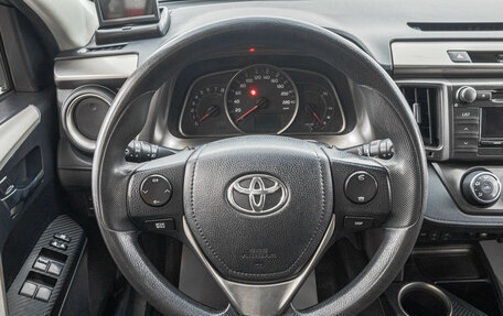 Toyota RAV4, 2013 год, 1 999 000 рублей, 15 фотография