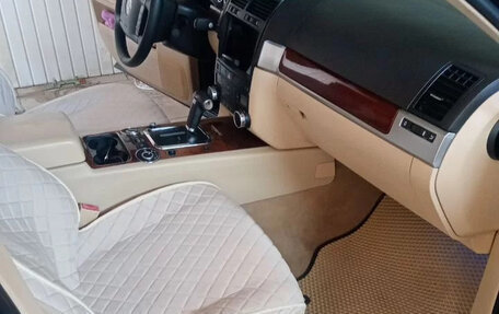 Volkswagen Touareg III, 2004 год, 1 050 000 рублей, 15 фотография