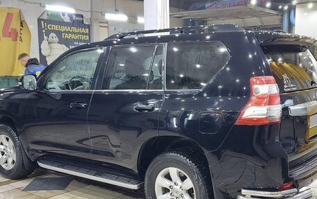 Toyota Land Cruiser Prado 150 рестайлинг 2, 2017 год, 4 950 000 рублей, 2 фотография