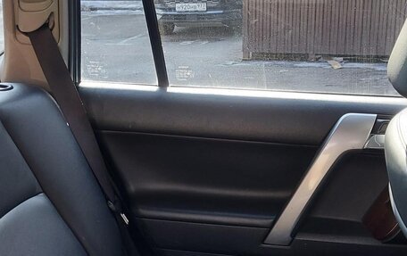 Toyota Land Cruiser Prado 150 рестайлинг 2, 2017 год, 4 950 000 рублей, 20 фотография