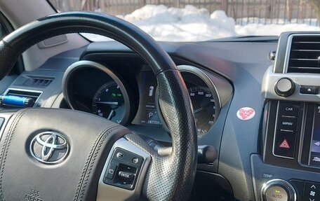 Toyota Land Cruiser Prado 150 рестайлинг 2, 2017 год, 4 950 000 рублей, 17 фотография