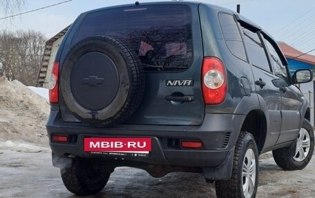 Chevrolet Niva I рестайлинг, 2011 год, 425 000 рублей, 3 фотография