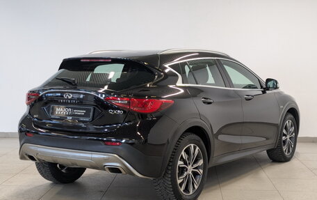 Infiniti QX30, 2017 год, 2 330 000 рублей, 4 фотография