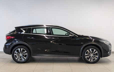 Infiniti QX30, 2017 год, 2 330 000 рублей, 3 фотография