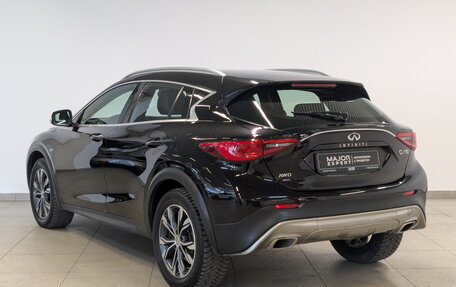 Infiniti QX30, 2017 год, 2 330 000 рублей, 6 фотография
