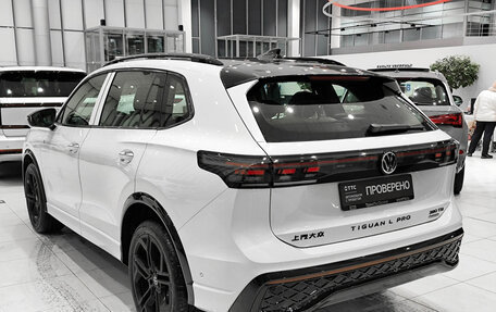 Volkswagen Tiguan, 2025 год, 4 899 000 рублей, 7 фотография