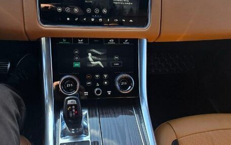 Land Rover Range Rover Sport II, 2022 год, 9 950 000 рублей, 12 фотография