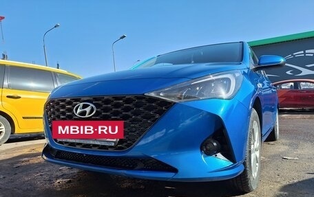 Hyundai Solaris II рестайлинг, 2020 год, 1 690 000 рублей, 3 фотография