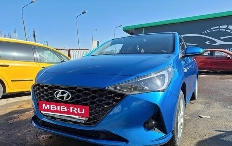 Hyundai Solaris II рестайлинг, 2020 год, 1 690 000 рублей, 2 фотография