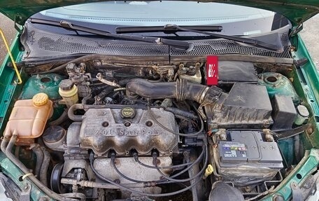 Ford Focus IV, 2001 год, 210 000 рублей, 22 фотография