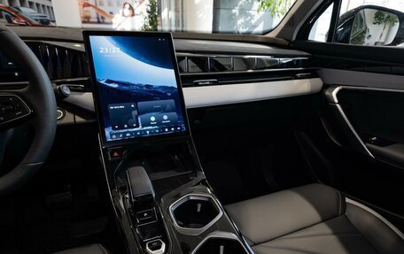 Geely Atlas, 2024 год, 4 080 990 рублей, 19 фотография