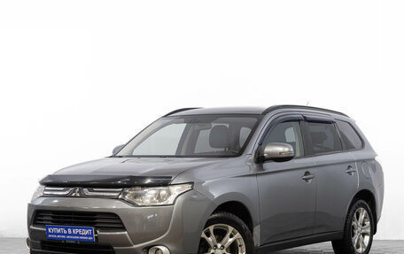 Mitsubishi Outlander III рестайлинг 3, 2012 год, 1 299 000 рублей, 4 фотография