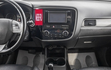 Mitsubishi Outlander III рестайлинг 3, 2012 год, 1 299 000 рублей, 19 фотография