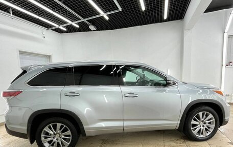 Toyota Highlander III, 2014 год, 2 997 000 рублей, 6 фотография