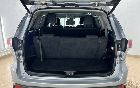 Toyota Highlander III, 2014 год, 2 997 000 рублей, 21 фотография