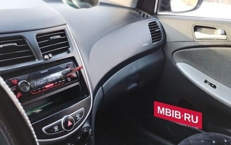 Hyundai Solaris II рестайлинг, 2013 год, 850 000 рублей, 14 фотография