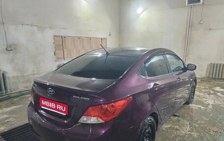 Hyundai Solaris II рестайлинг, 2013 год, 850 000 рублей, 1 фотография