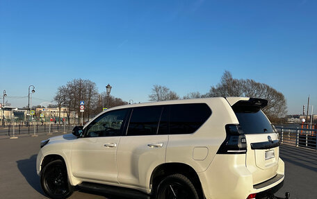 Toyota Land Cruiser Prado 150 рестайлинг 2, 2014 год, 5 350 000 рублей, 1 фотография