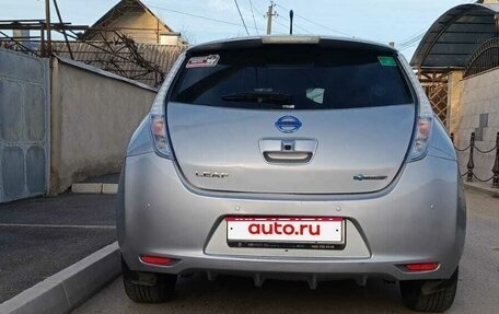 Nissan Leaf I, 2013 год, 850 000 рублей, 1 фотография