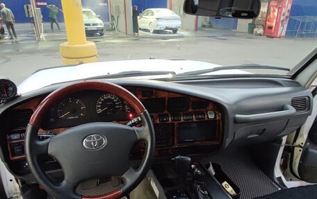 Toyota Land Cruiser 80 рестайлинг, 1993 год, 2 450 000 рублей, 13 фотография