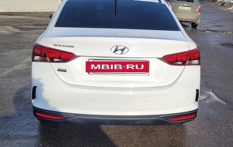 Hyundai Solaris II рестайлинг, 2021 год, 1 700 000 рублей, 2 фотография